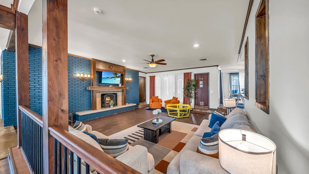 Photo of Livingroom in Baytown