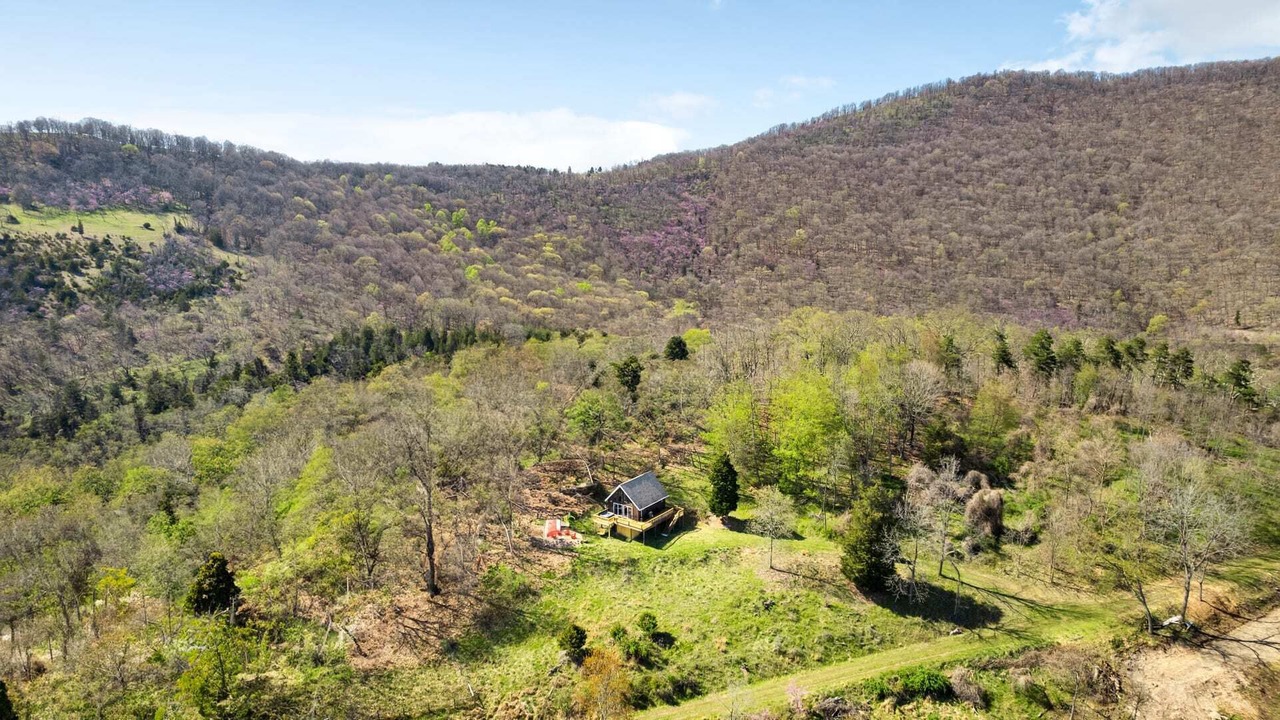 Photo of Outdoor in Old Fields