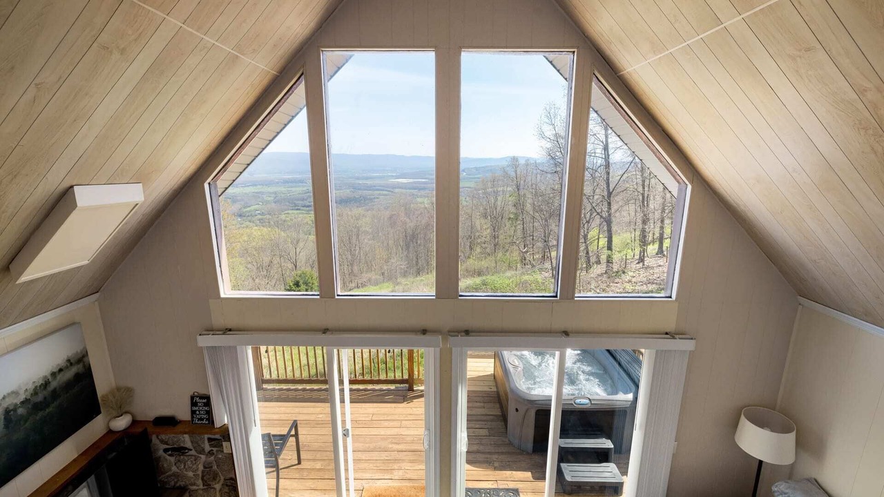 Photo of Livingroom in Old Fields