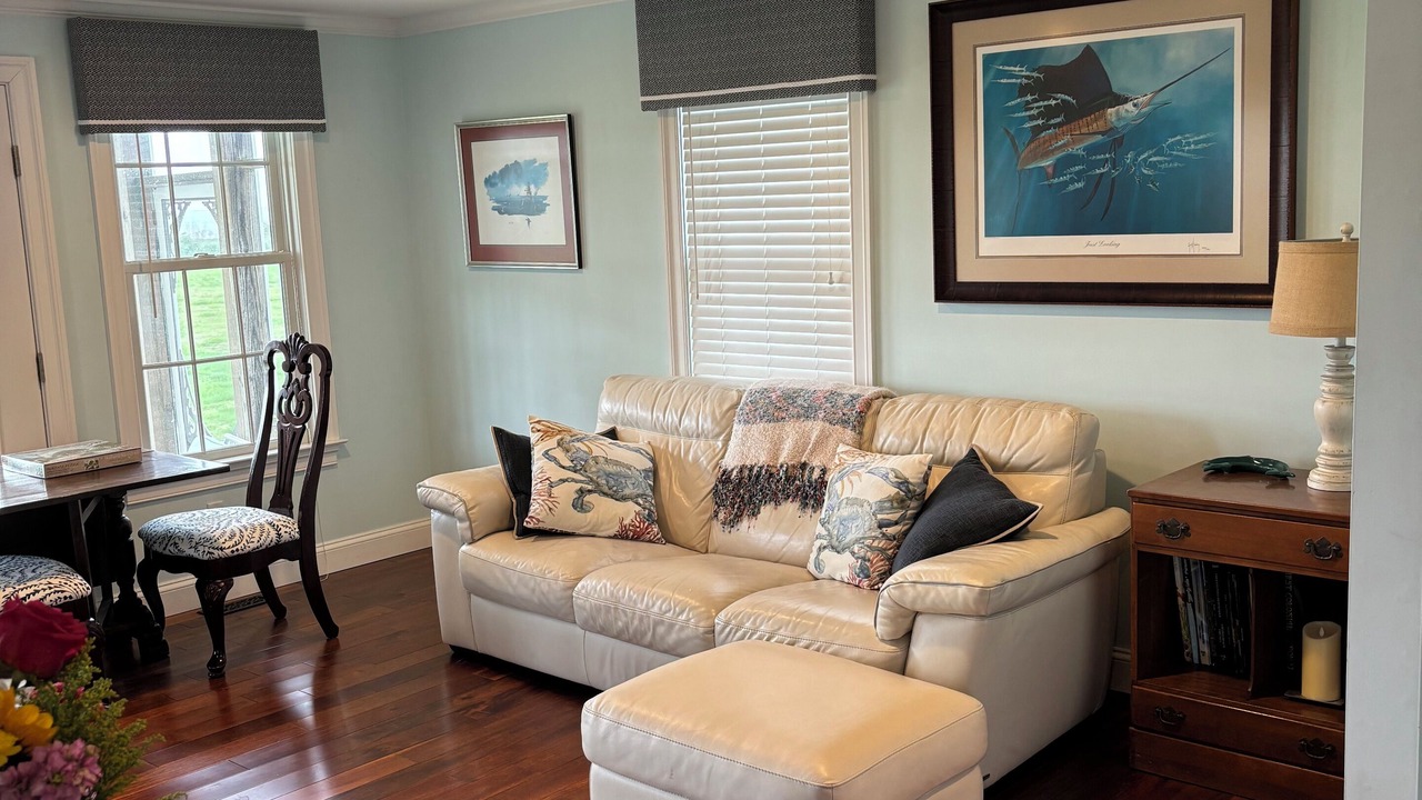 Photo of Livingroom in Tasley