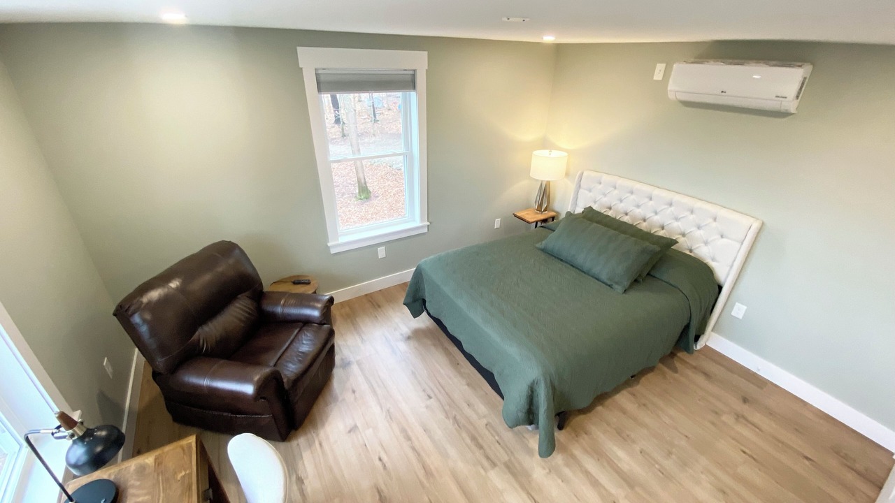 Photo of Bedroom in Hooksett