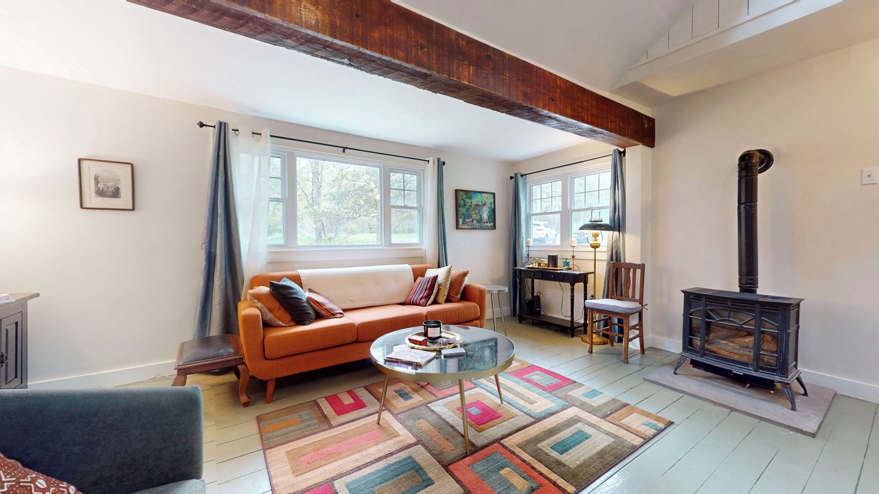 Photo of Livingroom in Woodstock