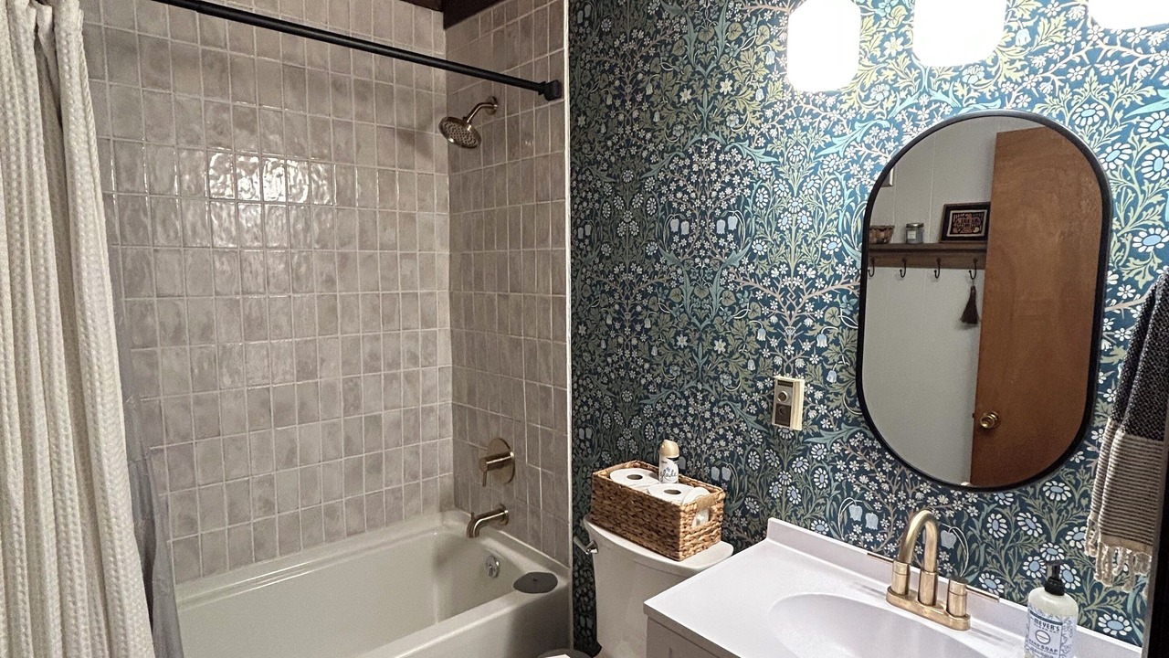 Photo of Bathroom in Blodgett Mills