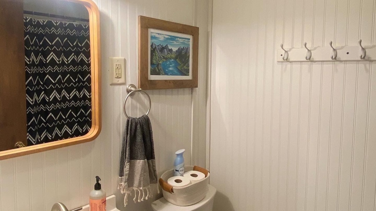 Photo of Bathroom in Blodgett Mills