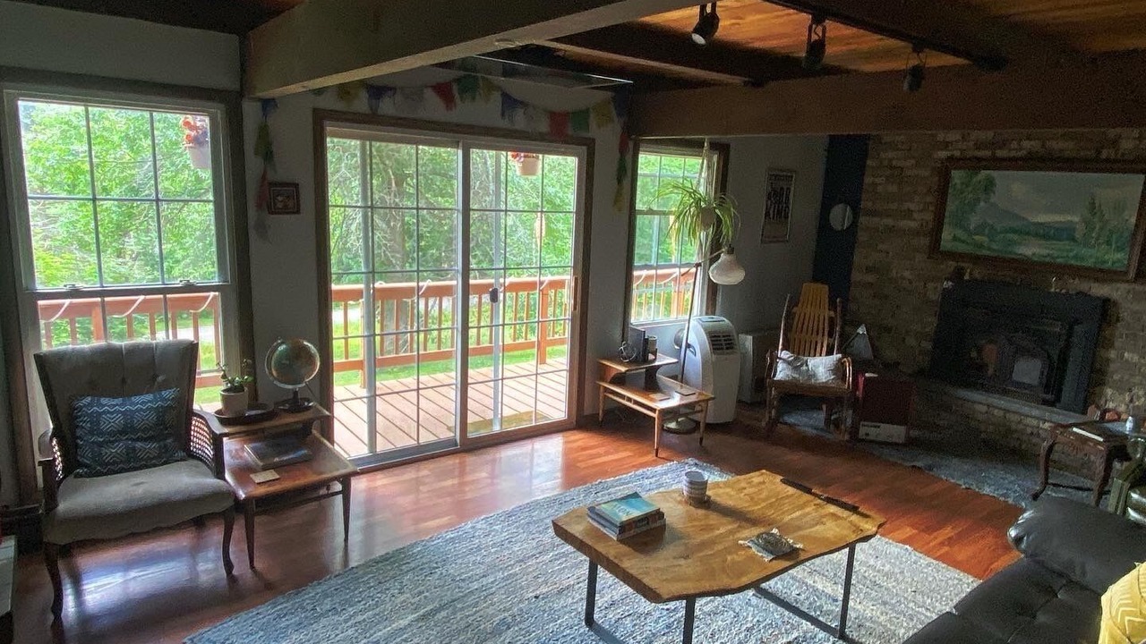 Photo of Livingroom in Blodgett Mills