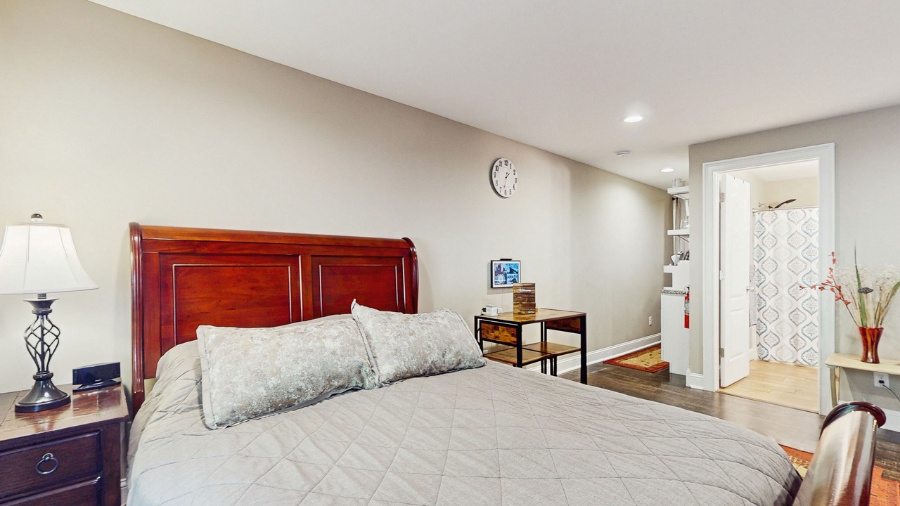 Photo of Bedroom in Town of Lloyd