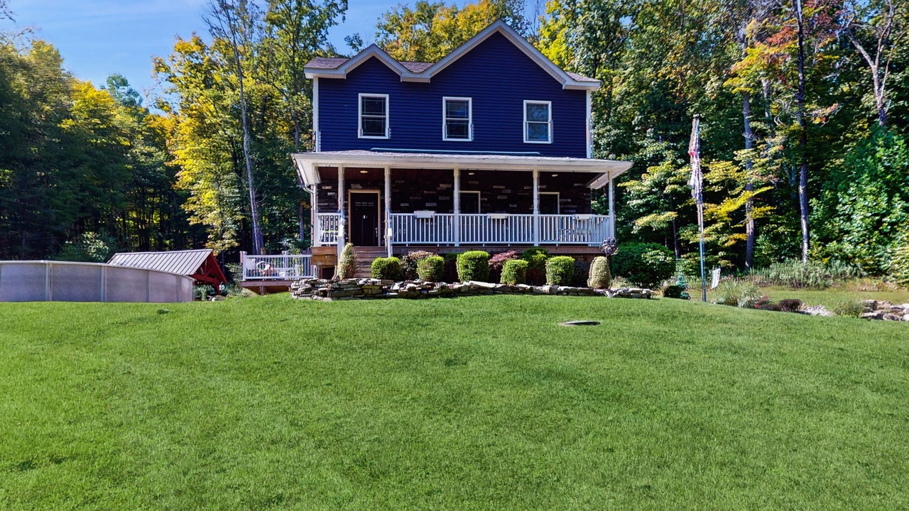 Photo of Outdoor in Town of Lloyd