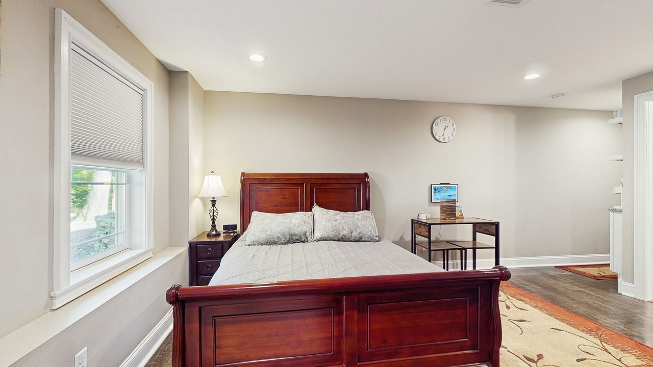 Photo of Bedroom in Town of Lloyd