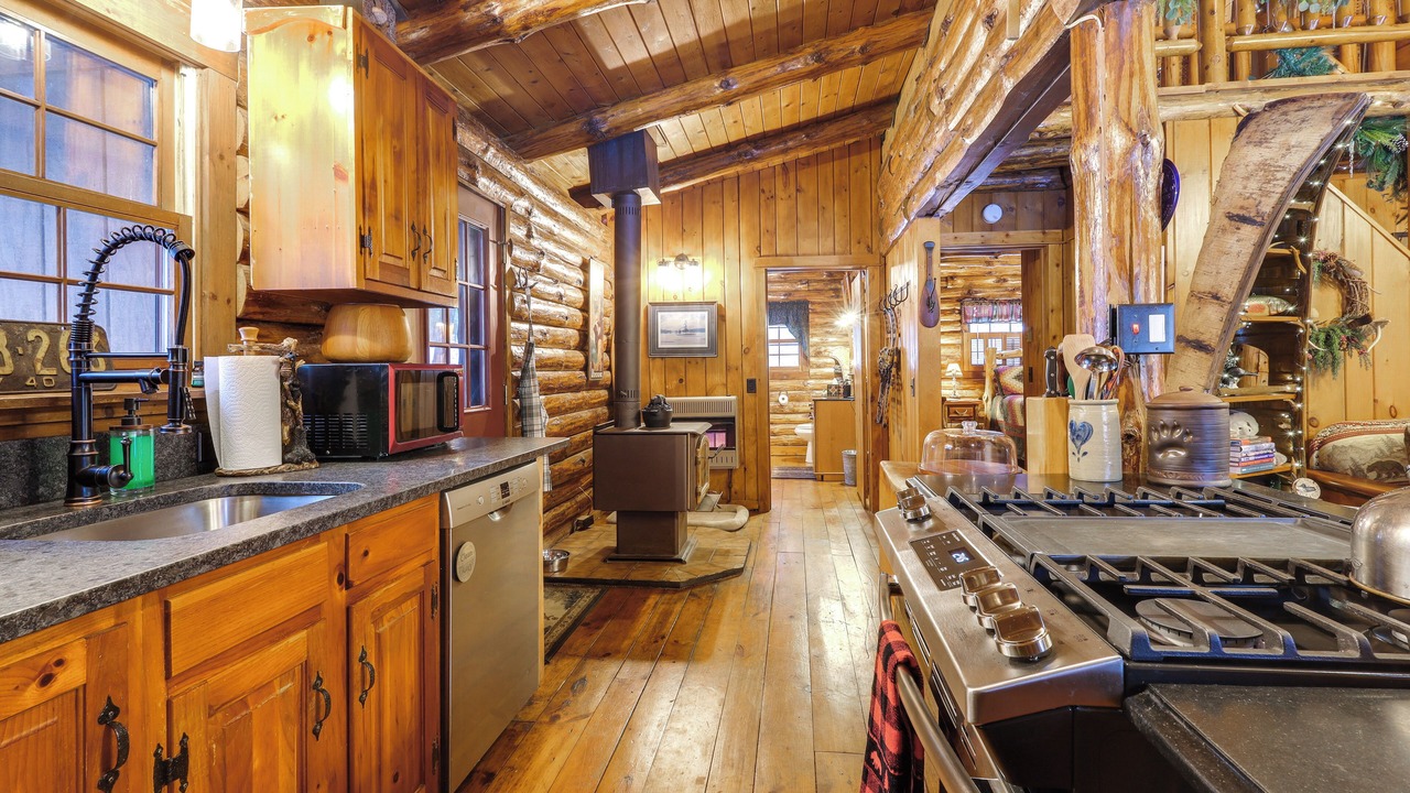 Photo of Kitchen in Lake Luzerne