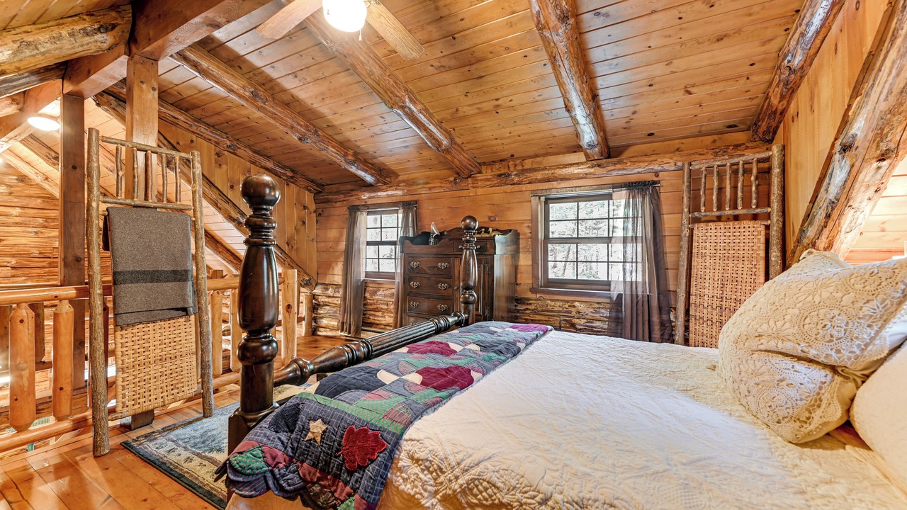 Photo of Bedroom in Lake Luzerne