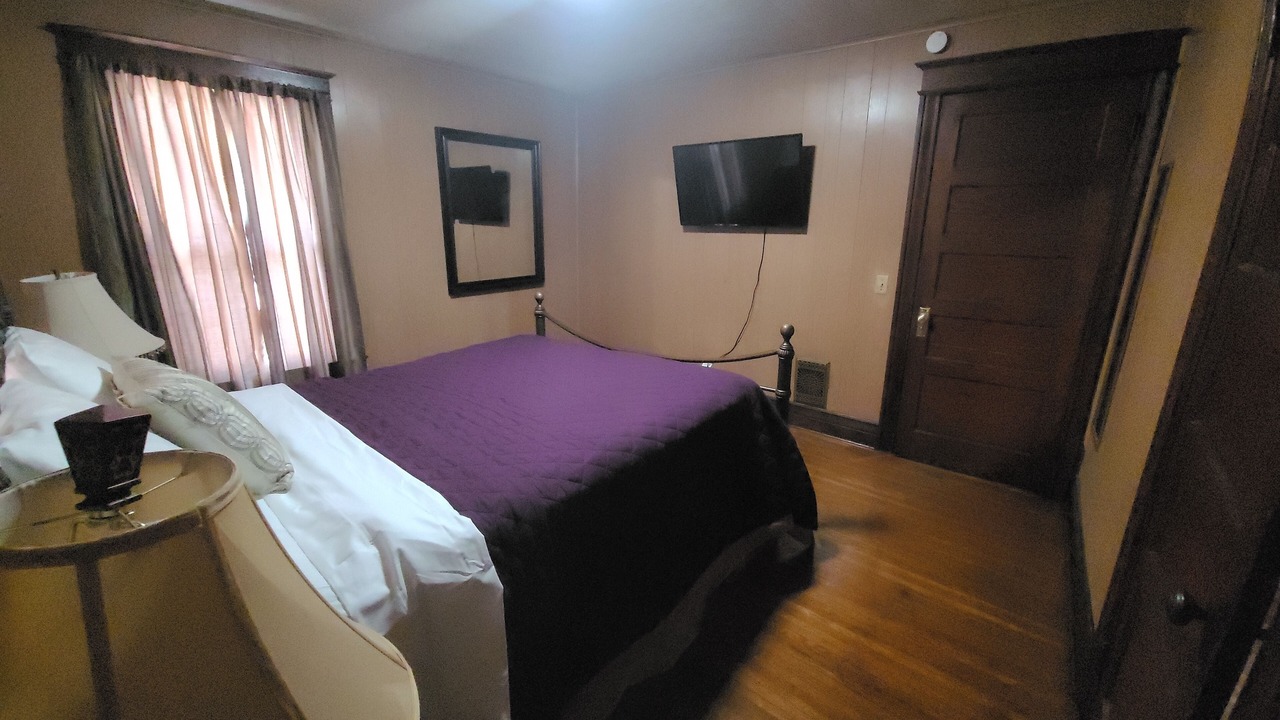 Photo of Bedroom in Rochester