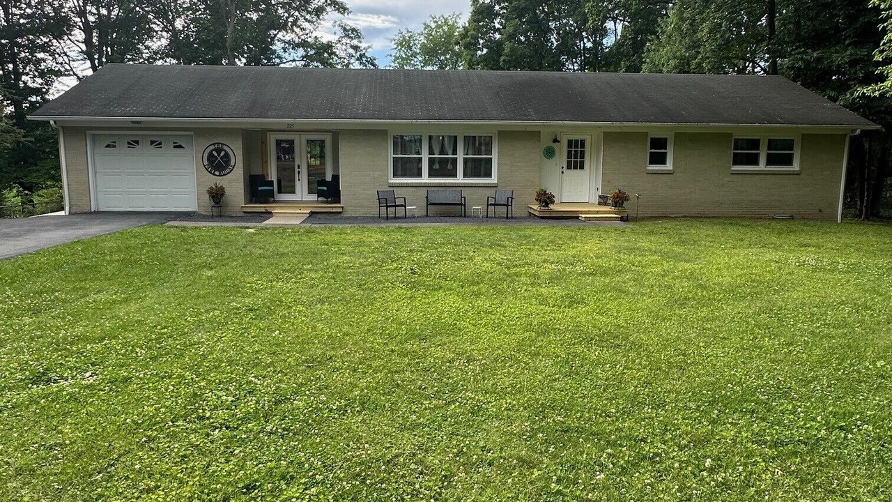 Photo of Outdoor in Fayetteville
