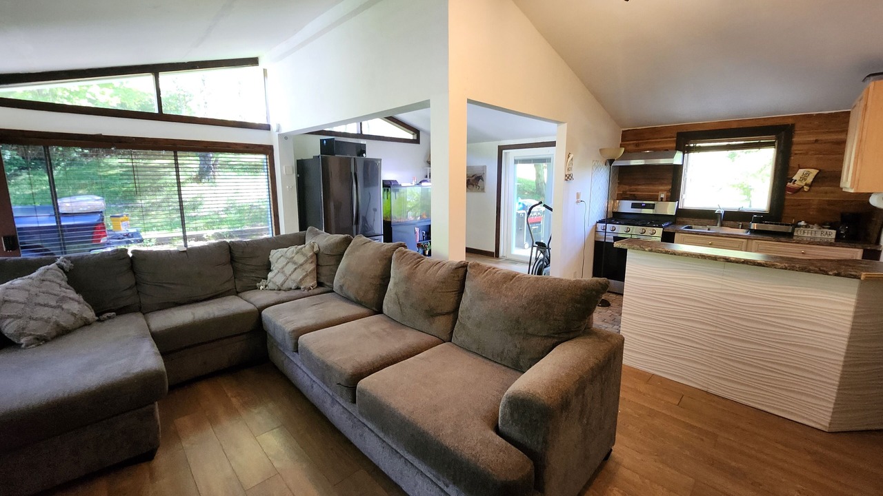 Photo of Livingroom in Mountain Dale