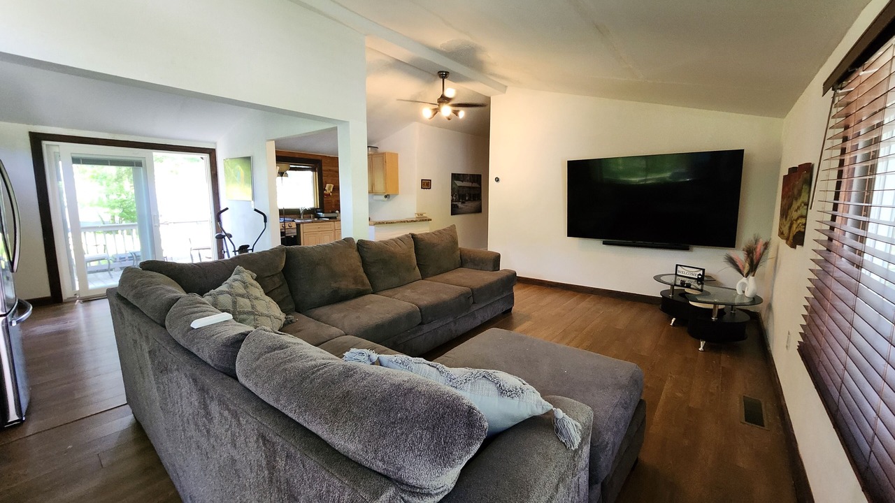 Photo of Livingroom in Mountain Dale