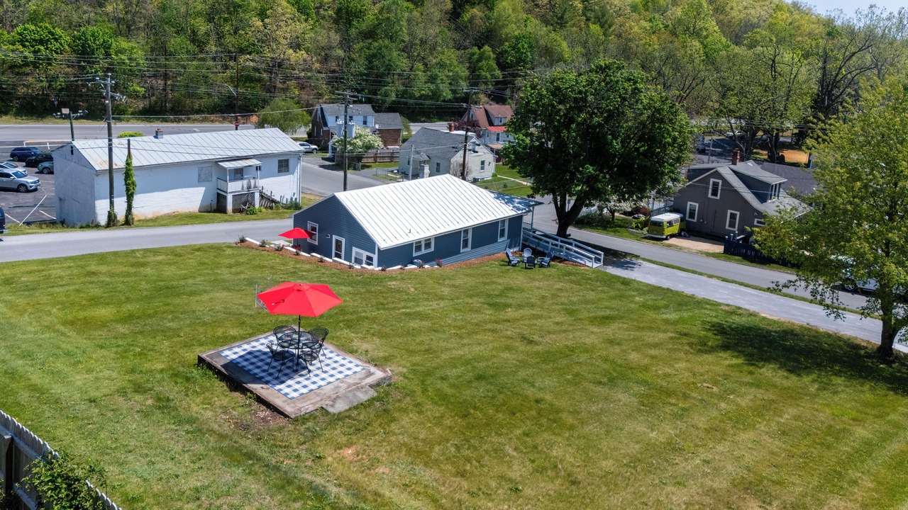 Photo of Outdoor in Staunton