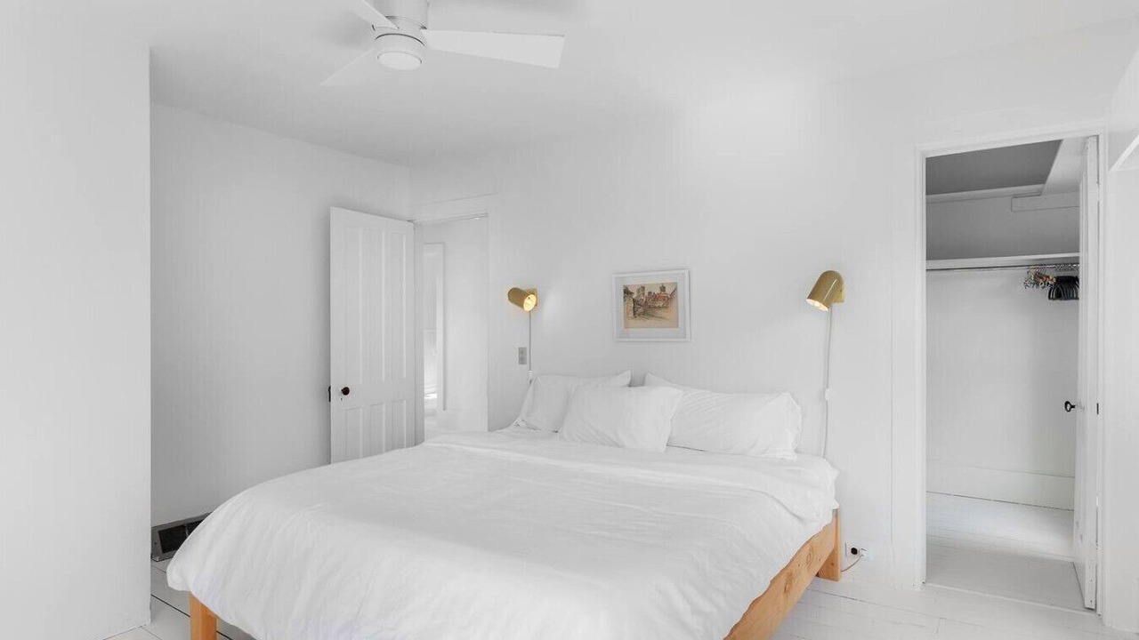 Photo of Bedroom in Bovina Center