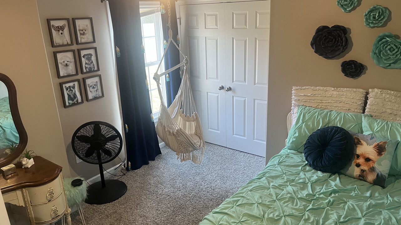 Photo of Bedroom in Madison Heights