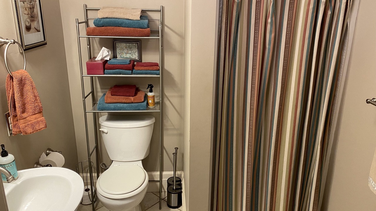 Photo of Bathroom in Rivermont