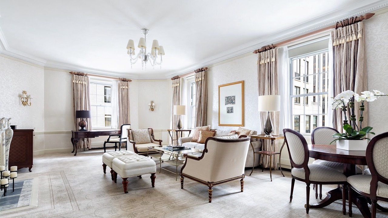 Photo of Livingroom in Central Park South