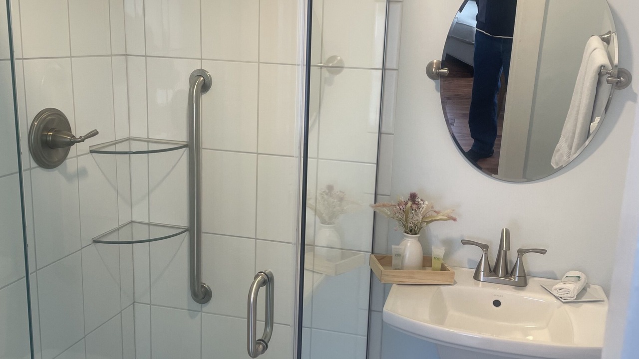 Photo of Bathroom in South Kortright
