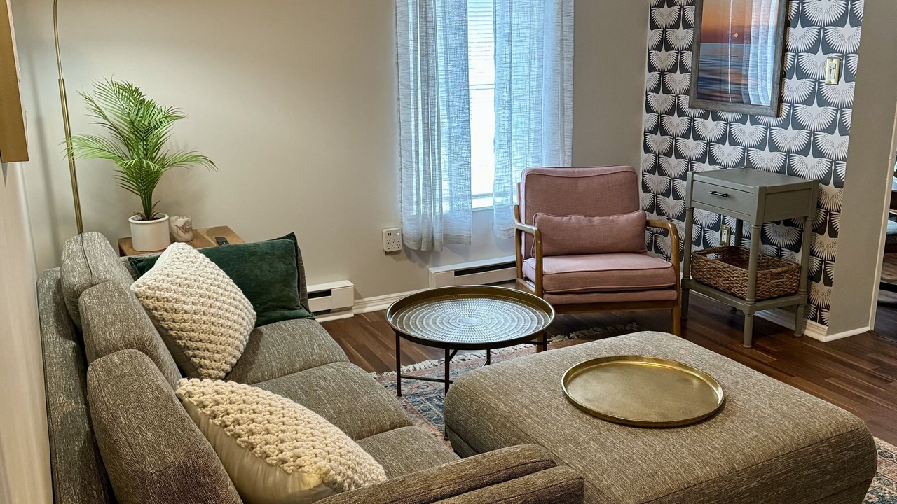 Photo of Livingroom in Kingston