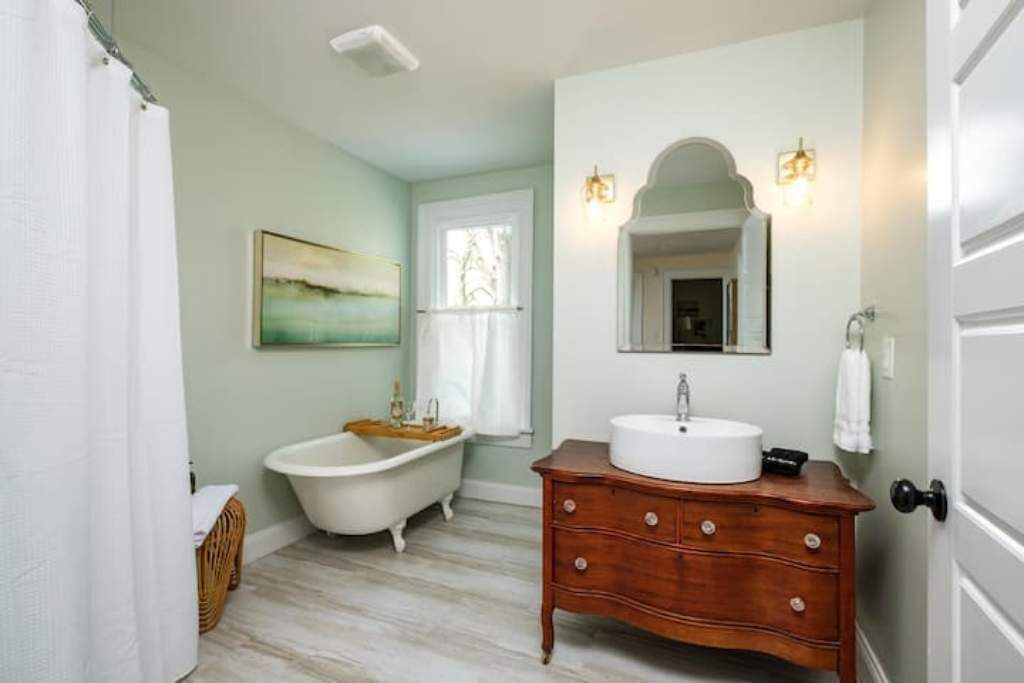 Photo of Bathroom in Mount Crawford