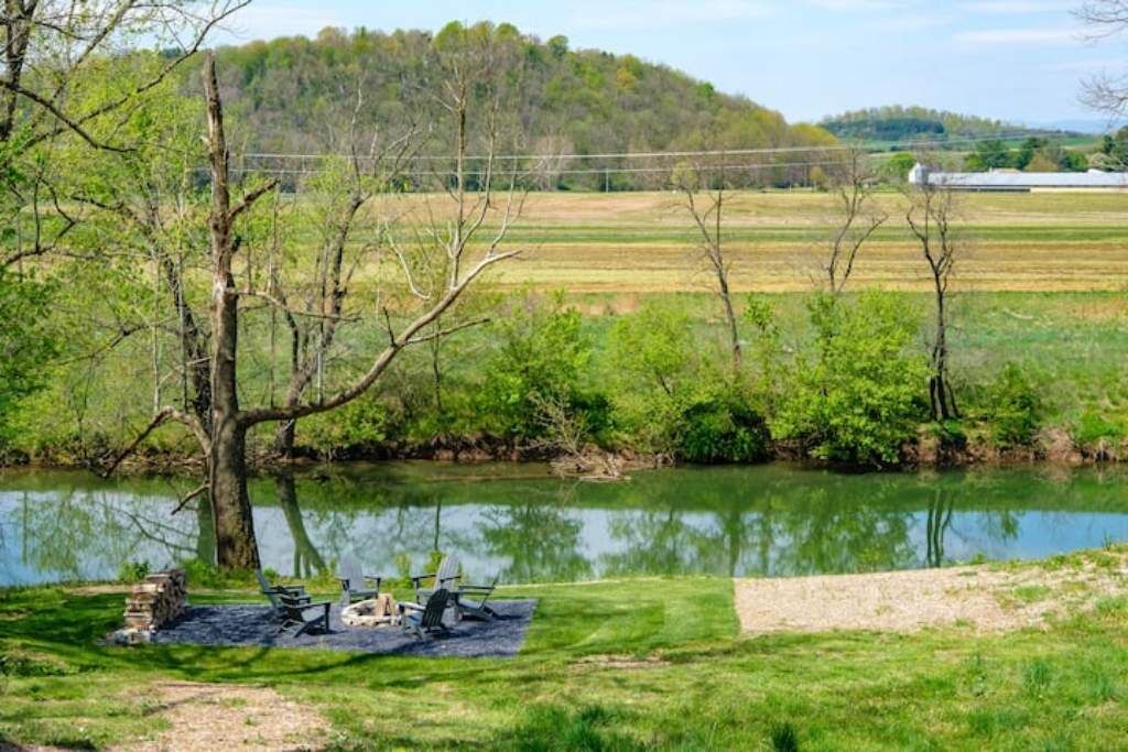 Photo of Outdoor in Mount Crawford