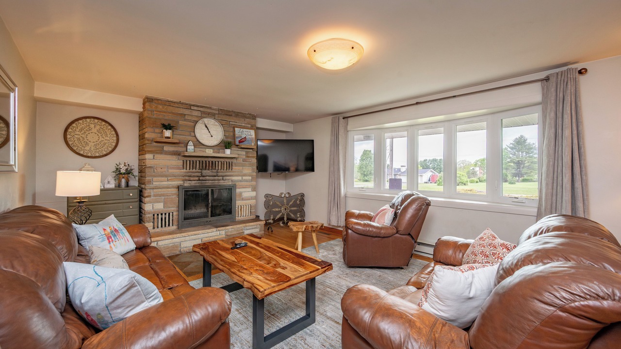 Photo of Livingroom in Friendsville