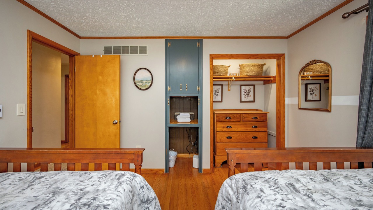 Photo of Bedroom in Friendsville