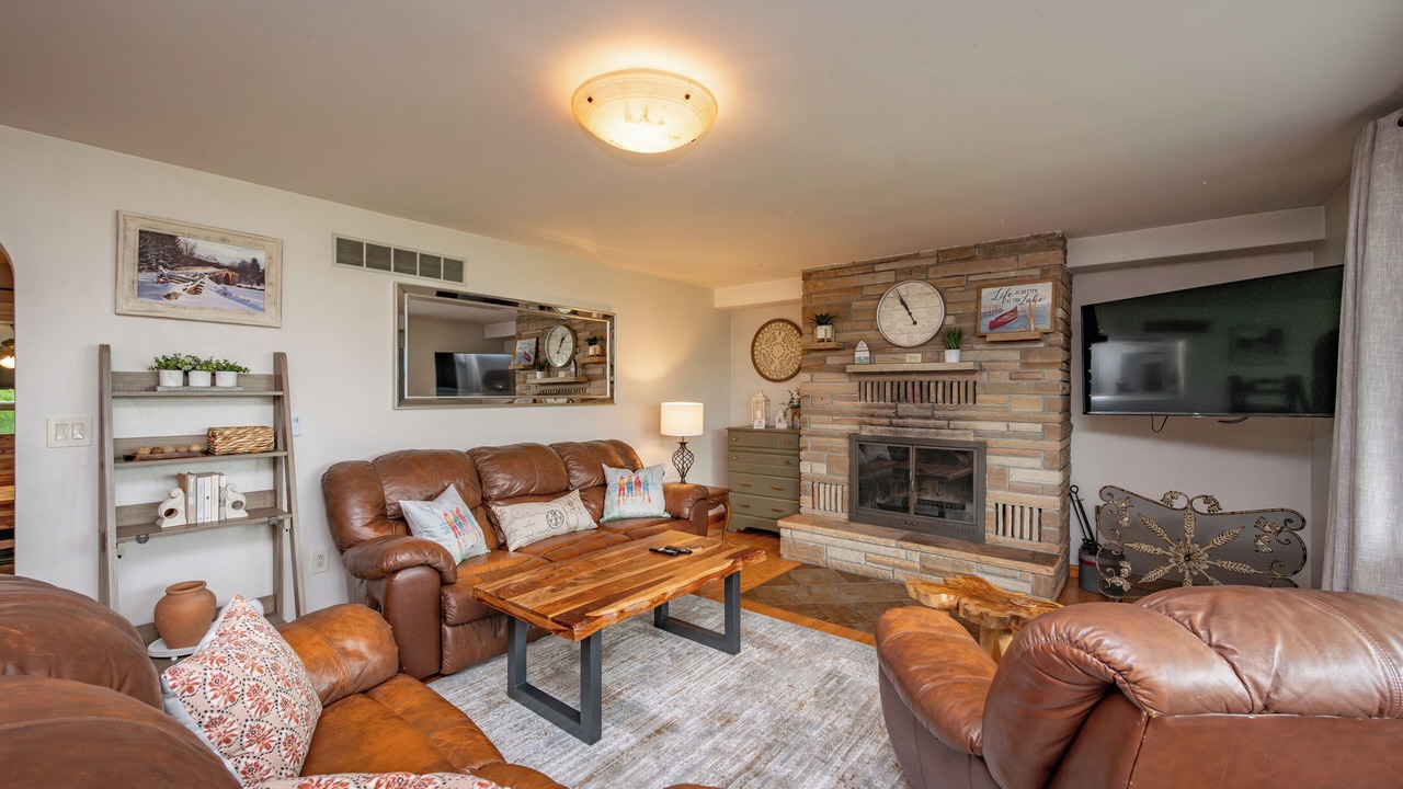Photo of Livingroom in Friendsville