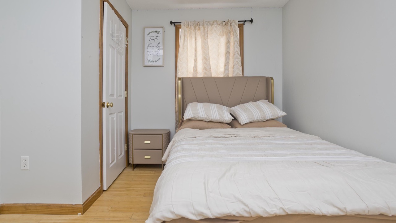 Photo of Bedroom in Springfield
