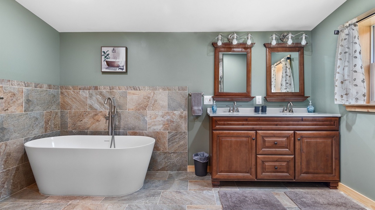 Photo of Bathroom in West Oneonta