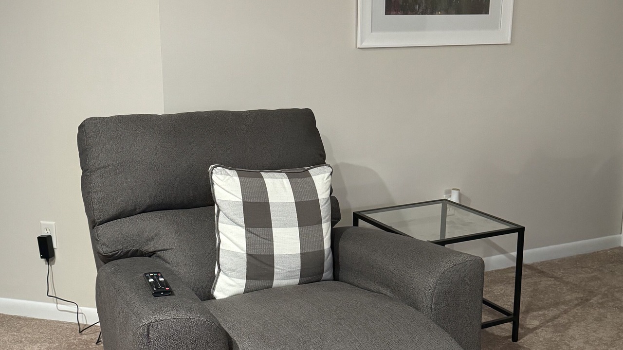 Photo of Livingroom in Locke Lake Colony