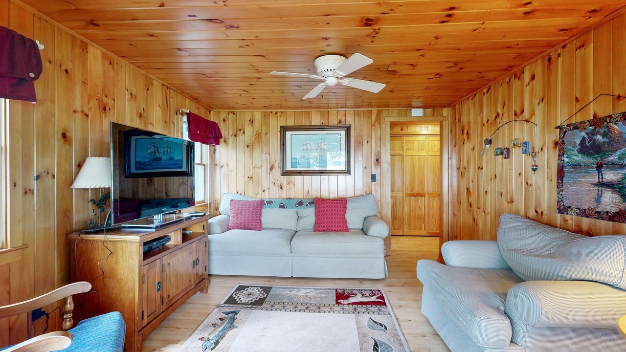 Photo of Livingroom in Smithfield