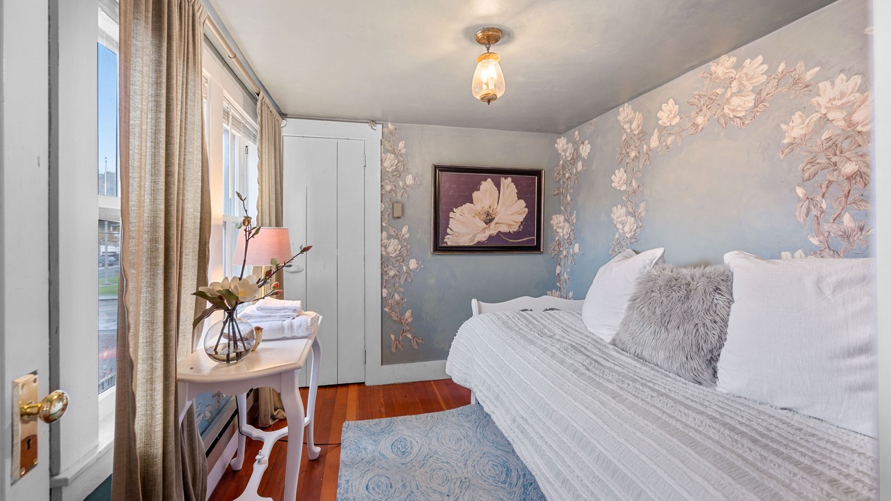 Photo of Bedroom in Northfield
