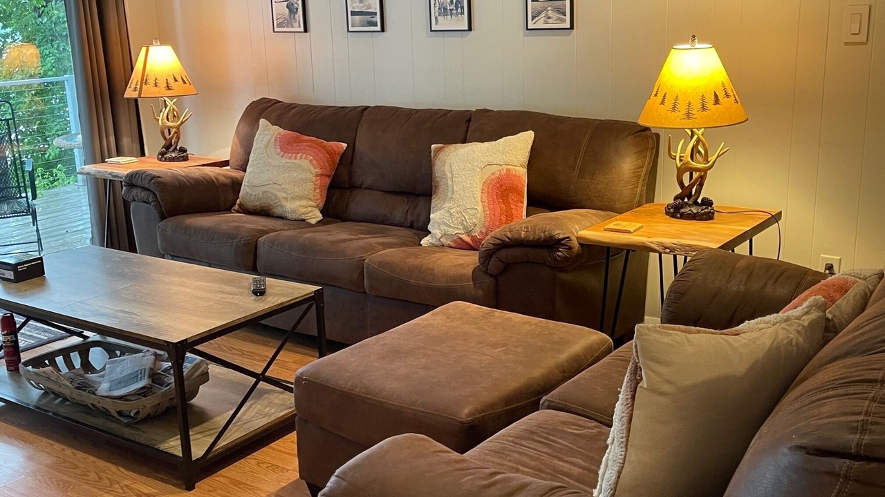 Photo of Livingroom in New Milford
