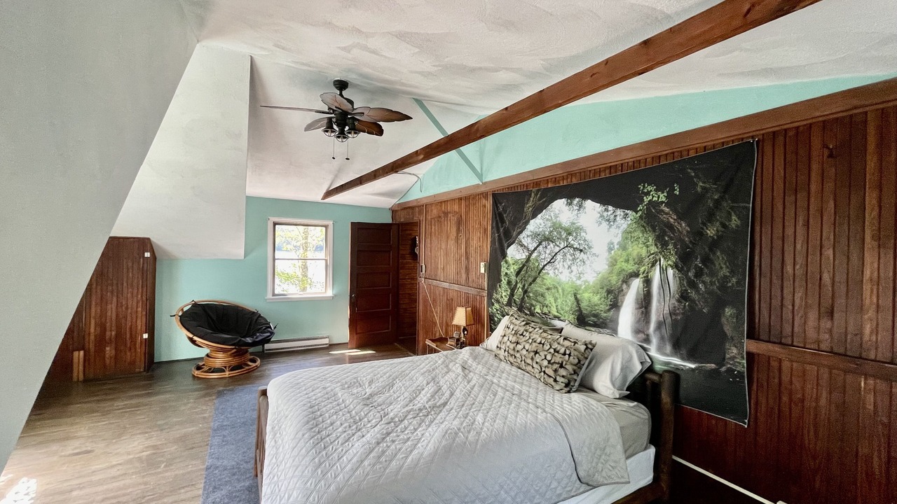 Photo of Bedroom in Lake Pearl