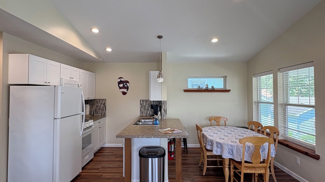 Photo of Kitchen in Town of Richmond