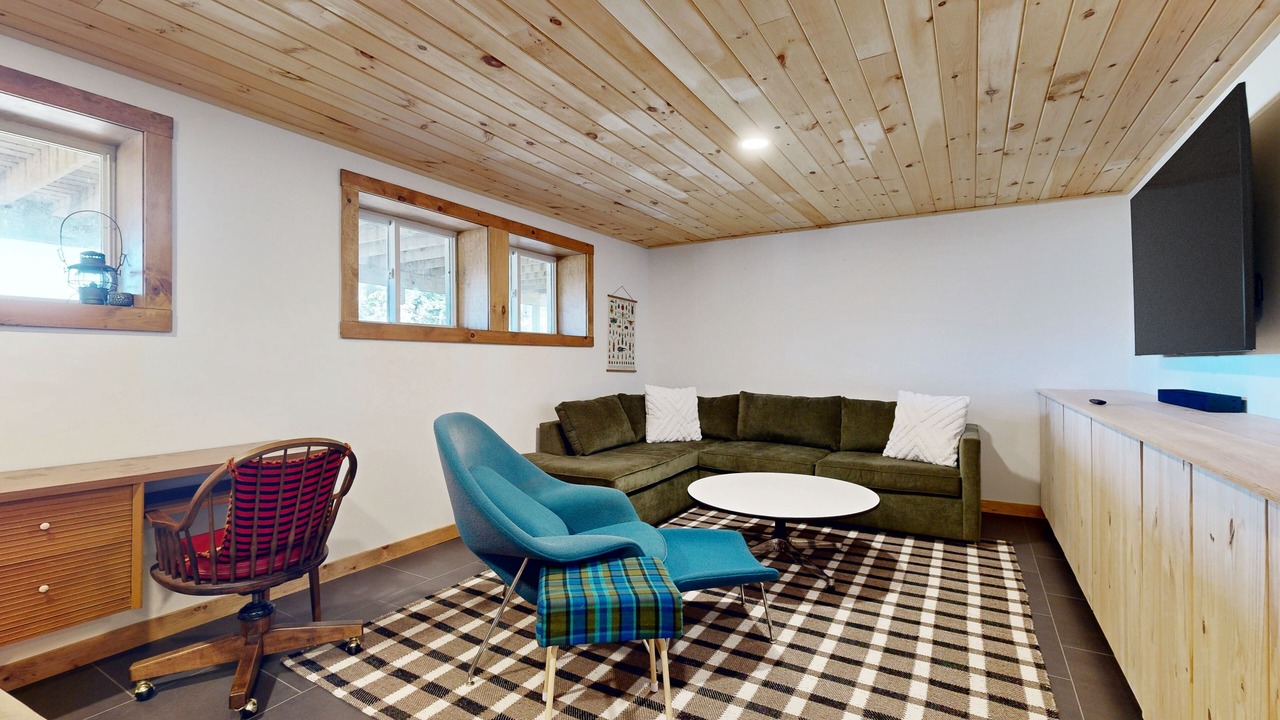 Photo of Livingroom in Thornton