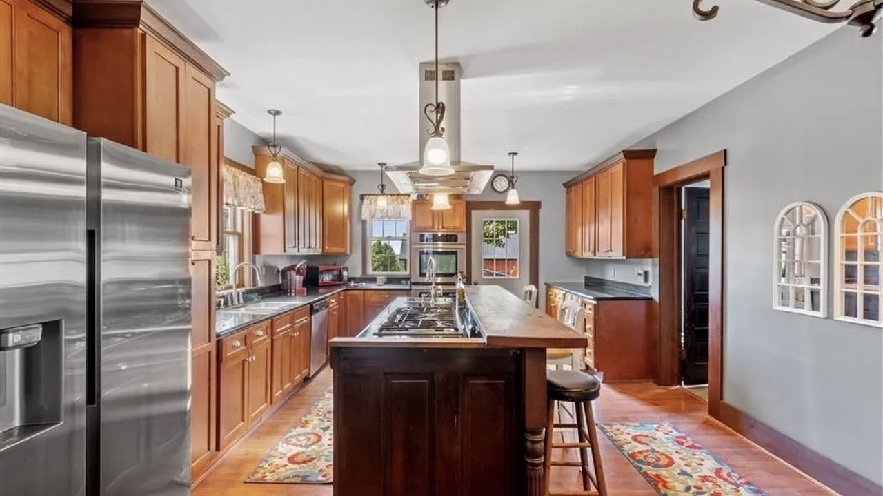 Photo of Kitchen in Winesburg