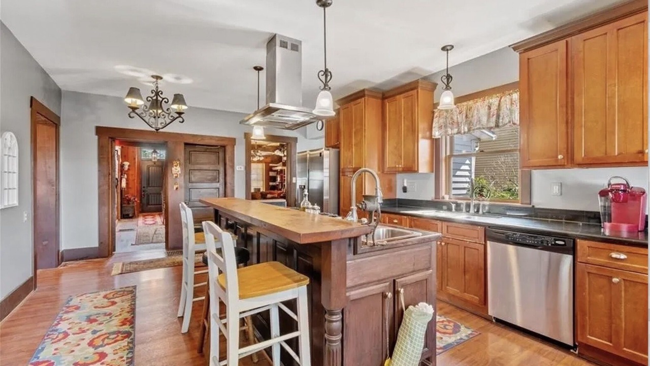 Photo of Kitchen in Winesburg