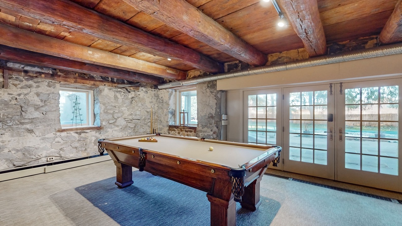 Photo of Bedroom in Mays Chapel