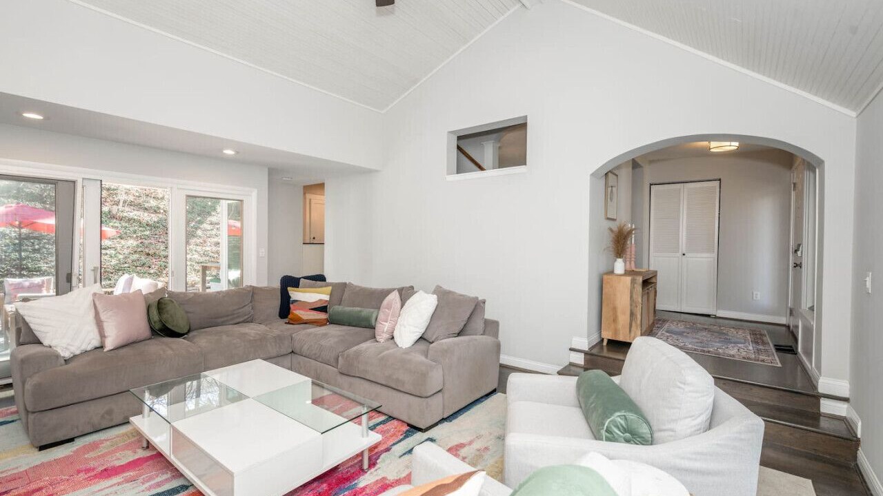 Photo of Livingroom in Hyde Park