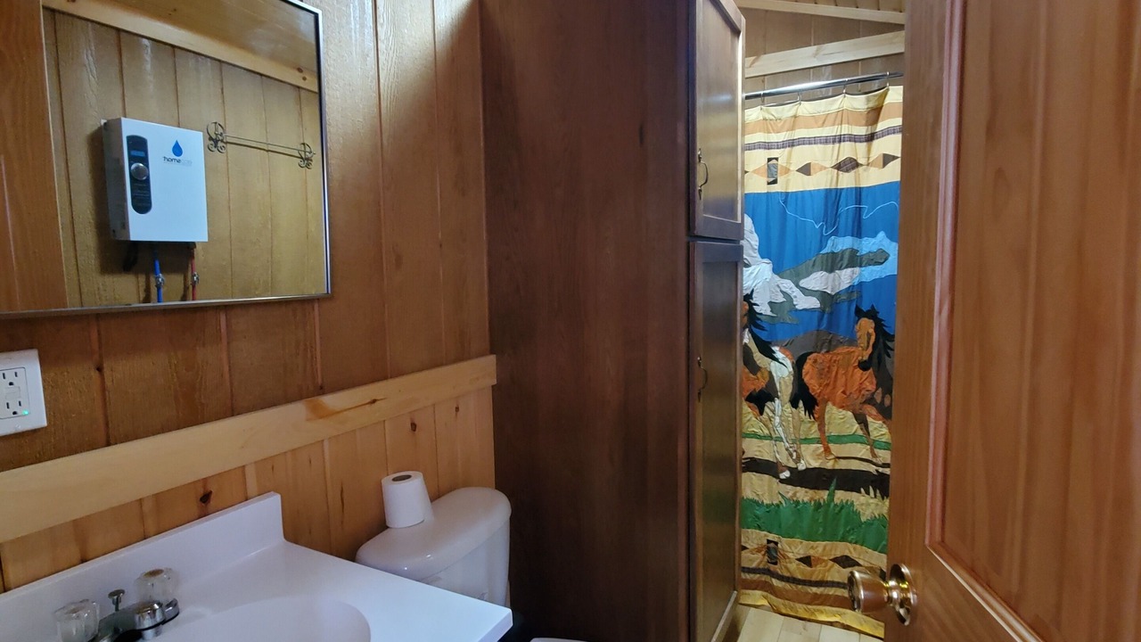 Photo of Bathroom in Blount