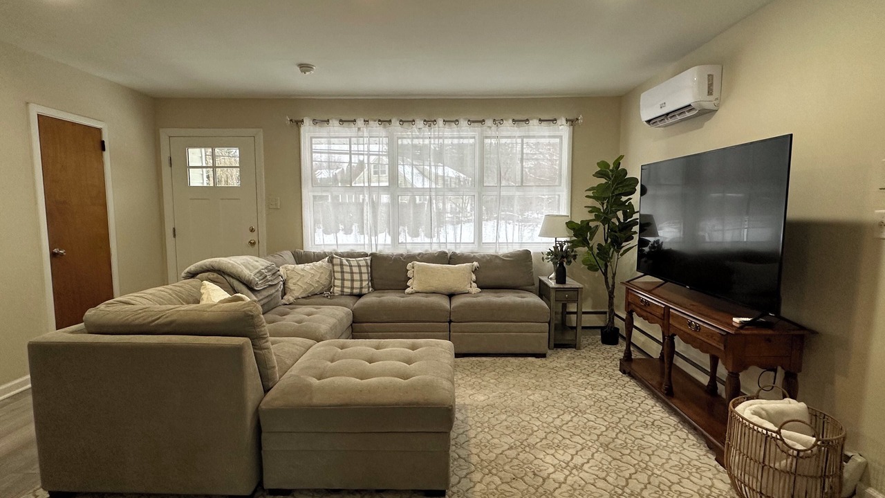 Photo of Livingroom in King of Prussia