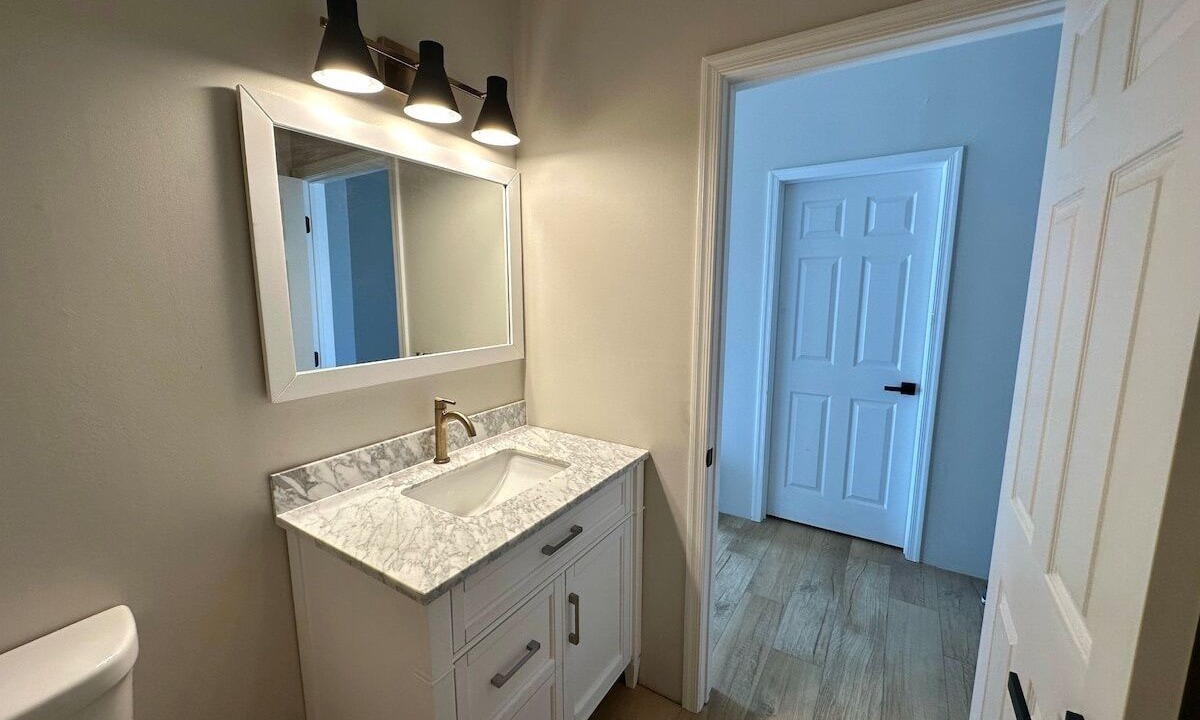 Photo of Bathroom in Putnam Station
