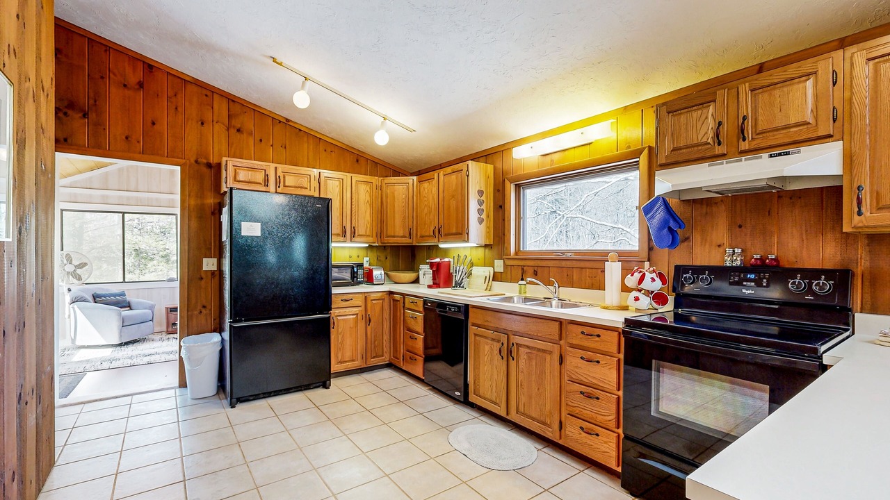 Photo of Kitchen in Moultonborough