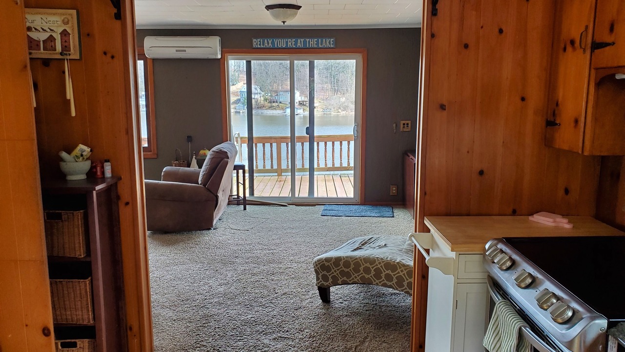 Photo of Livingroom in Wolcott