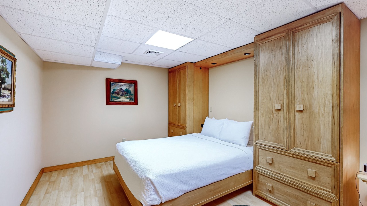 Photo of Bedroom in North Lake George