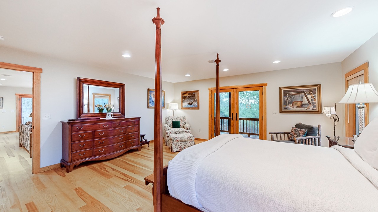 Photo of Bedroom in North Lake George